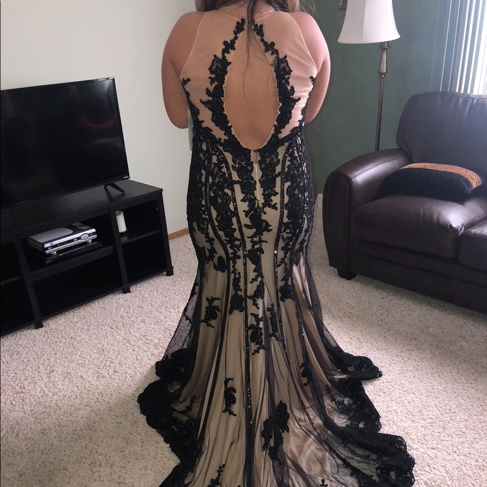 PROM DRESS FOR SALE!
